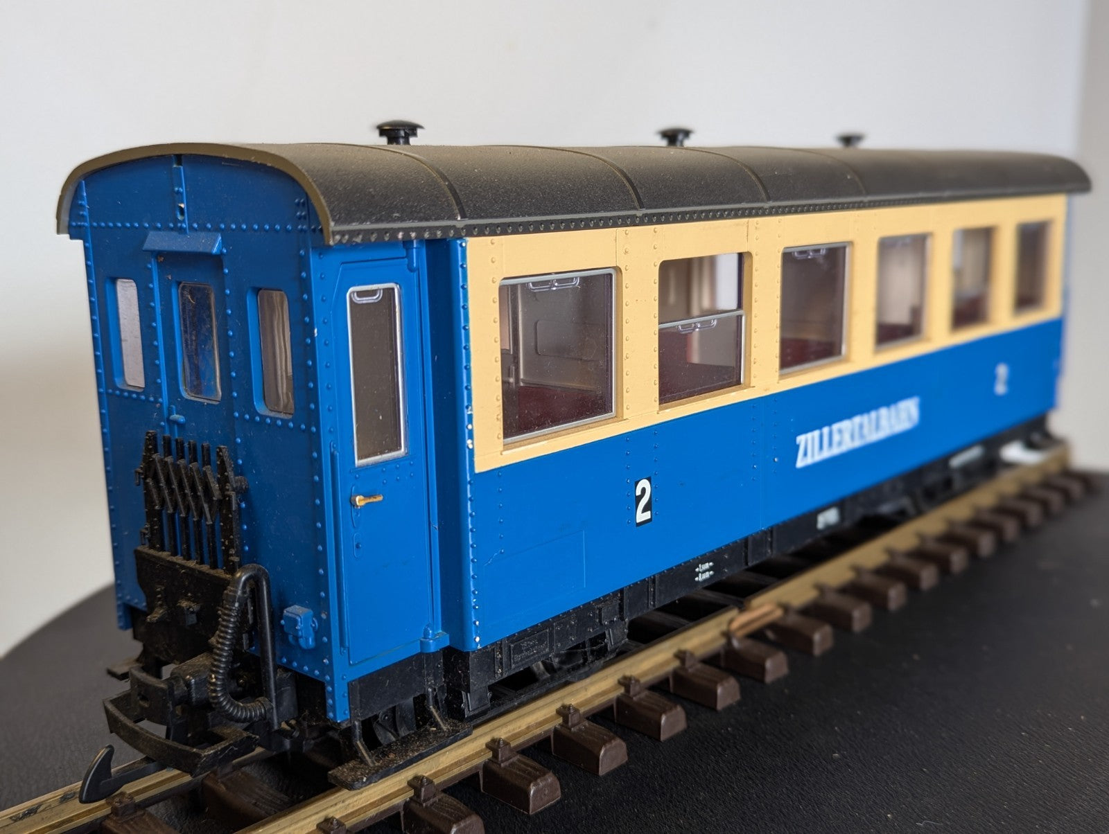 LGB G Scale Zillertalbahn 2nd Class Passenger Coach Zillertalbahn Blue & Cream