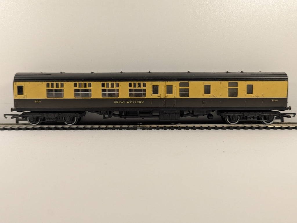 Hornby OO Gauge GWR Collett Brake Third Coach Passenger Coach 5104