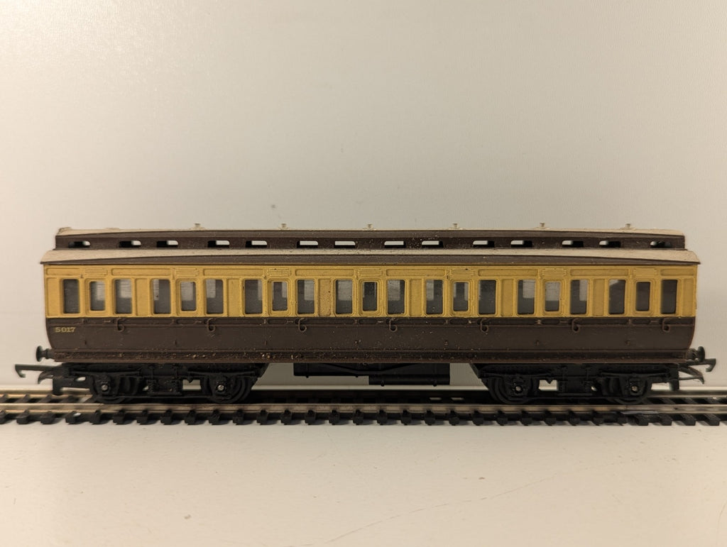 Tri-ang R332 GWR Clerestory Third Class Coach OO Gauge