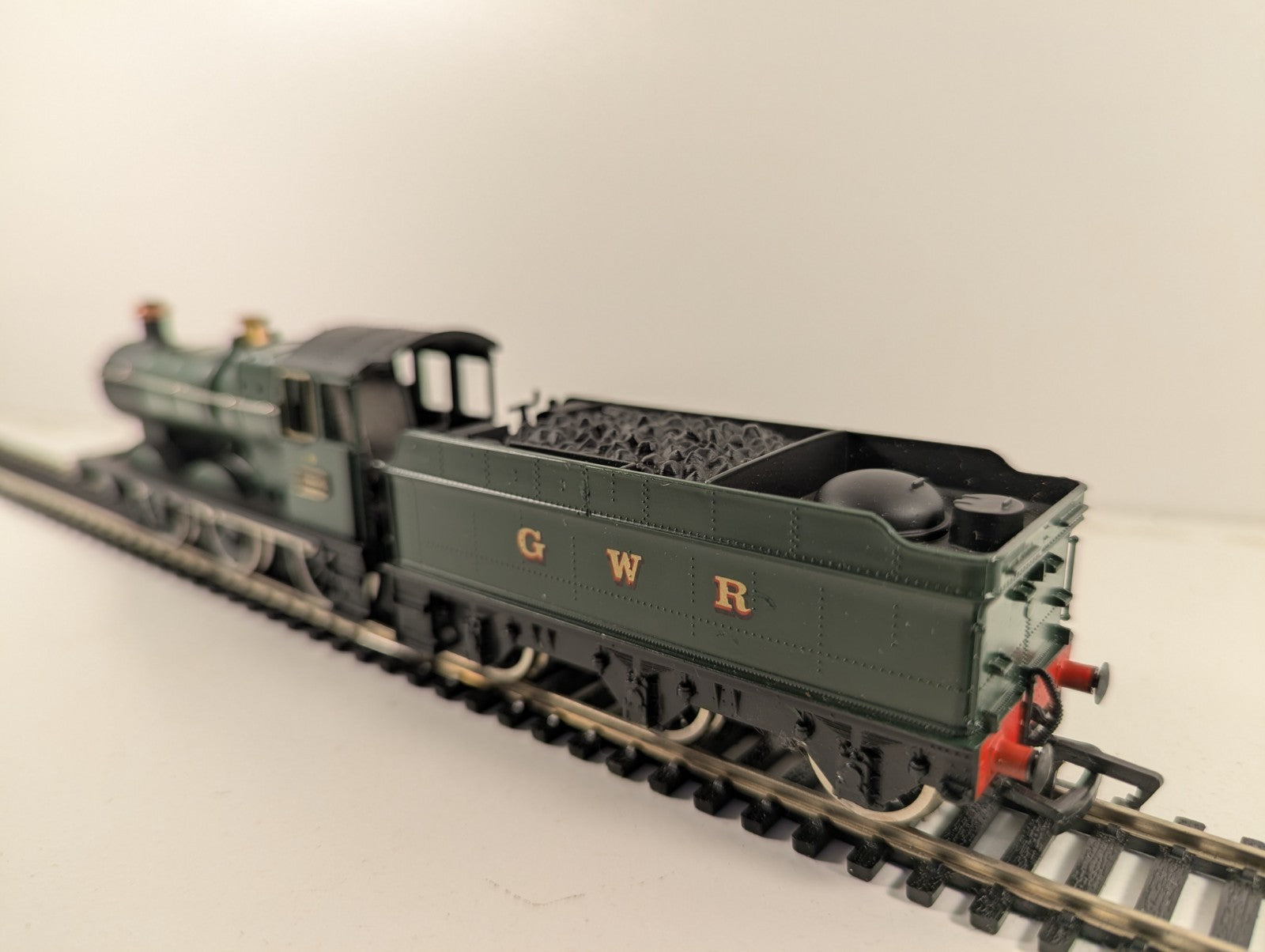 Mainline Railways 37-058 2251 Class Collett 0-6-0 GWR Unlined Green