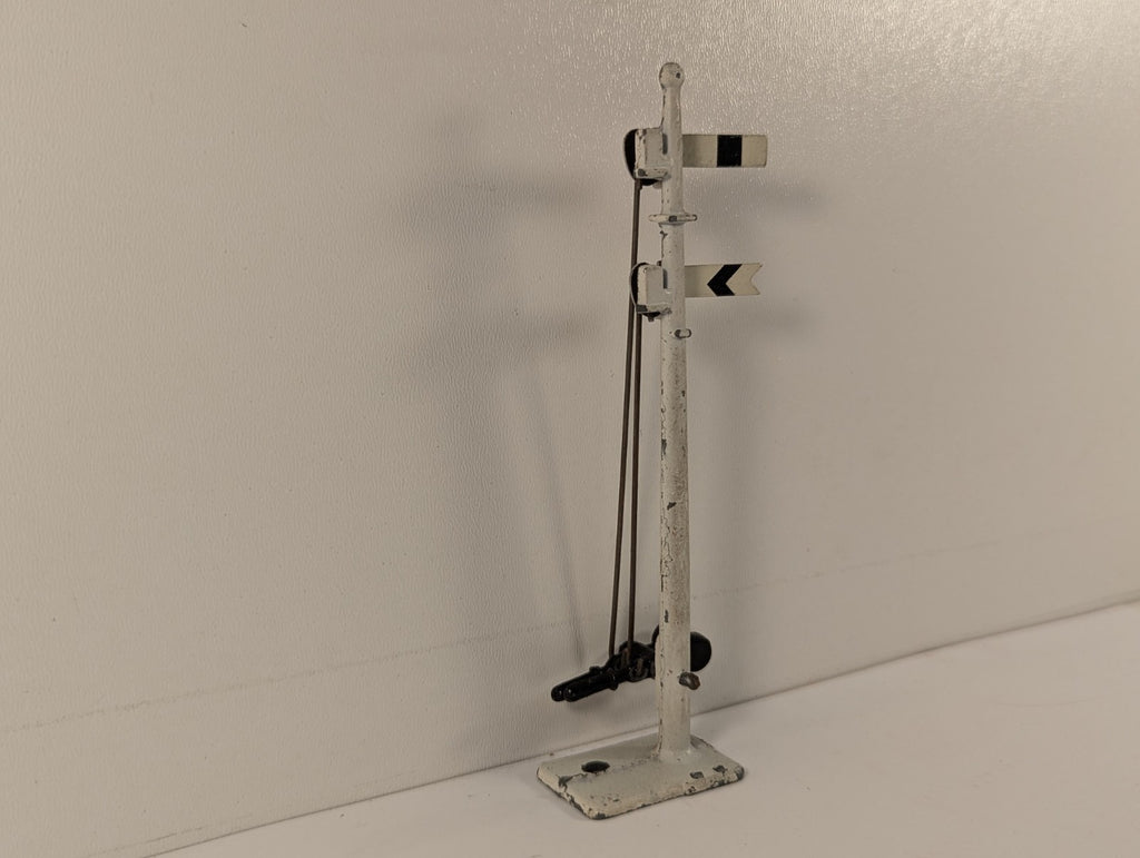 Crescent OO Gauge Railway Signal