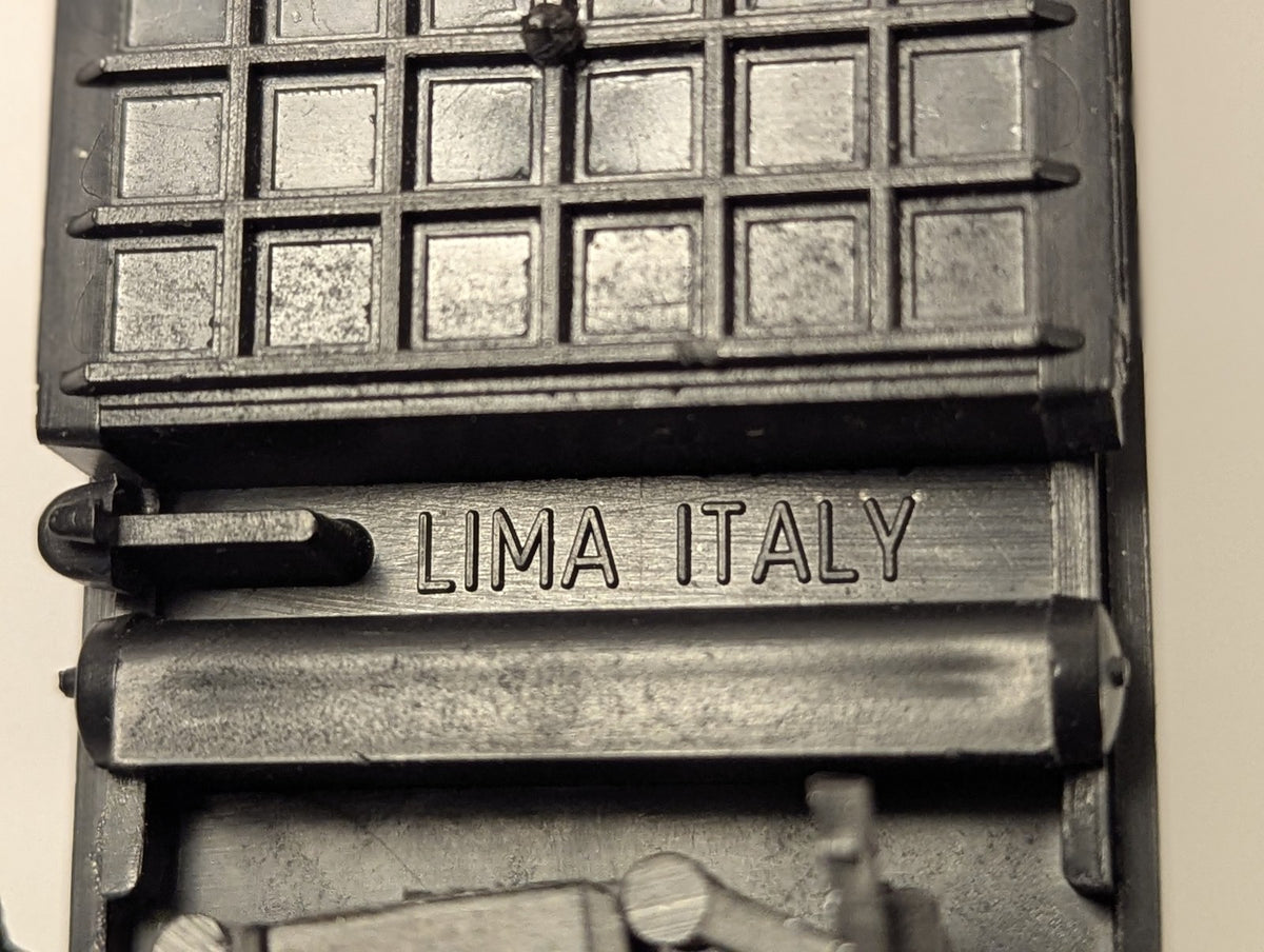 Lima HO Gauge DB Class 111 Electric Locomotive 111001-4 DB Green