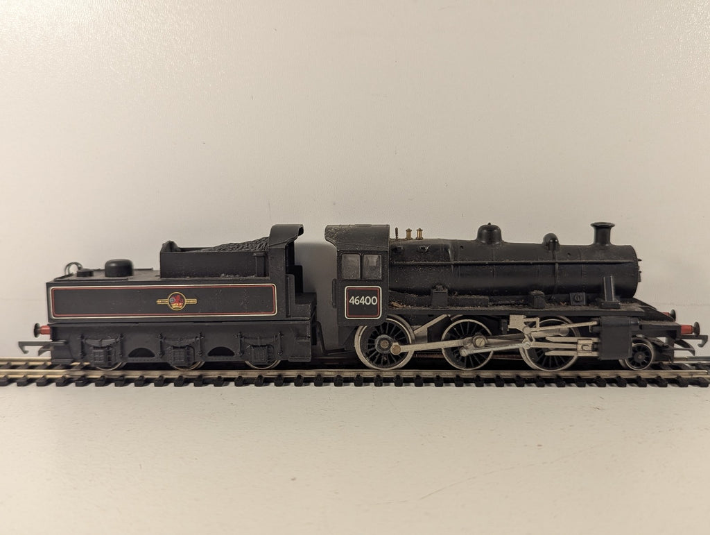 Tri-ang Hornby OO Gauge Ivatt Class 2MT 2-6-0 Steam Locomotive 46400 BR Black