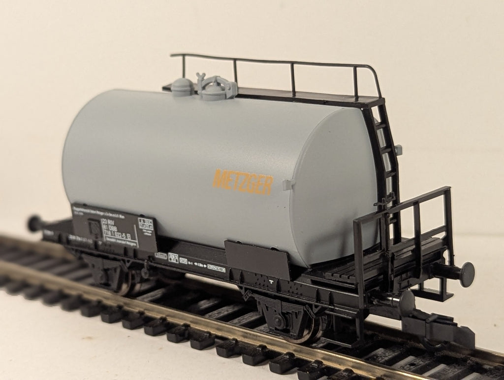 Piko HO Gauge ÖBB Metzger Tank Wagon 23 81 718 1 022-5 ÖBB Grey Metzger