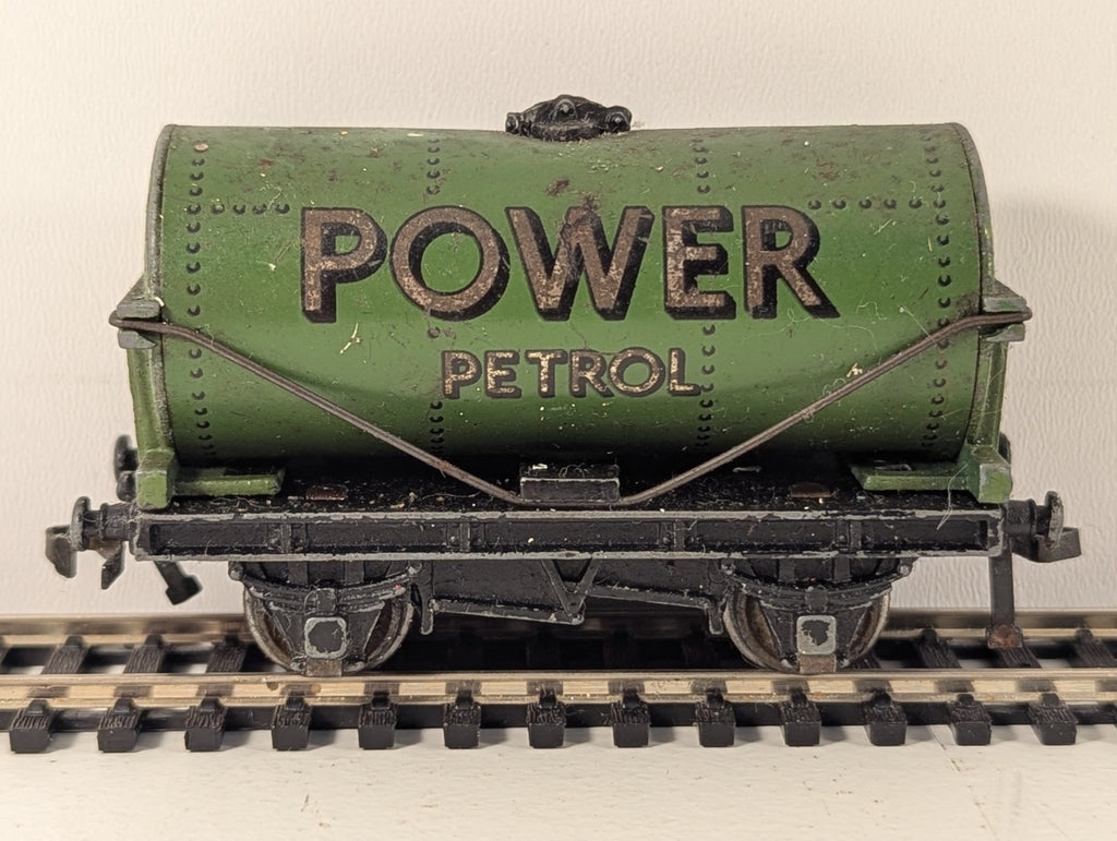 Hornby 32080 OO Gauge Power Petrol Tank Wagon