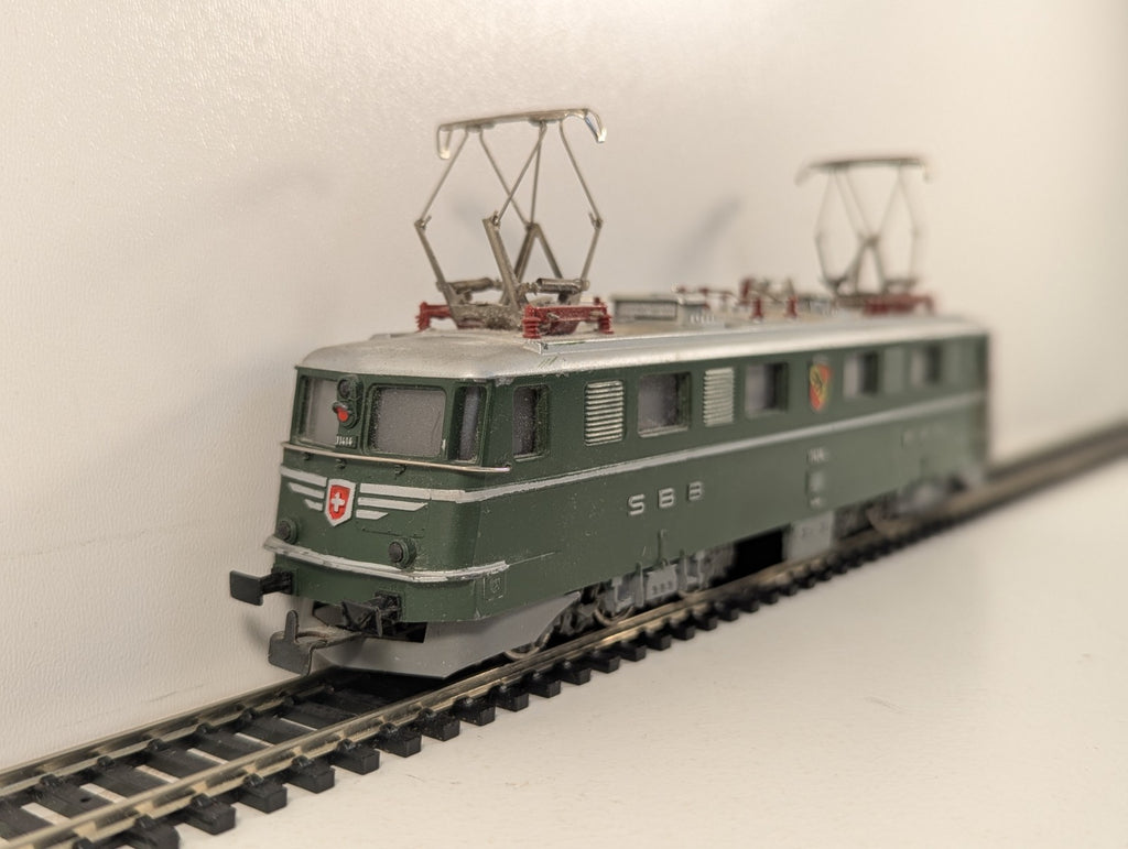 Märklin 3050 H0 Gauge SBB Re 4/4 Electric Locomotive Green - Boxed