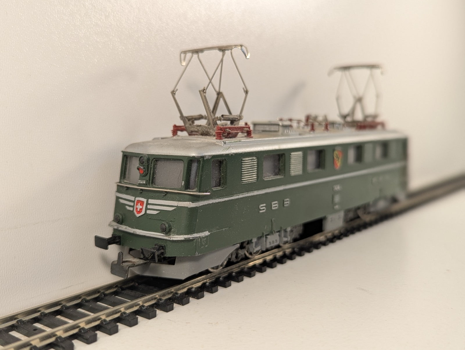 Märklin 3050 H0 Gauge SBB Re 4/4 Electric Locomotive Green - Boxed