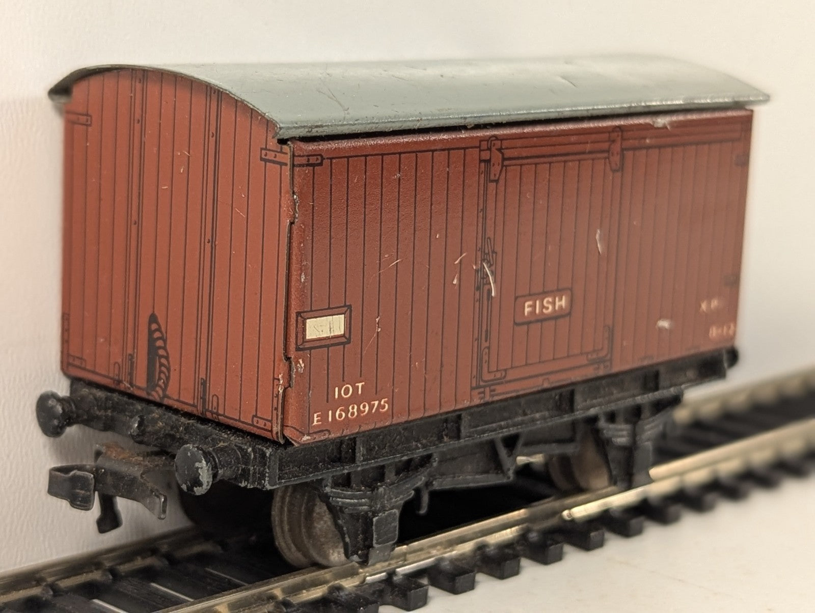 Hornby Dublo OO Gauge BR Fish Van Goods Wagon E168975 BR Bauxite