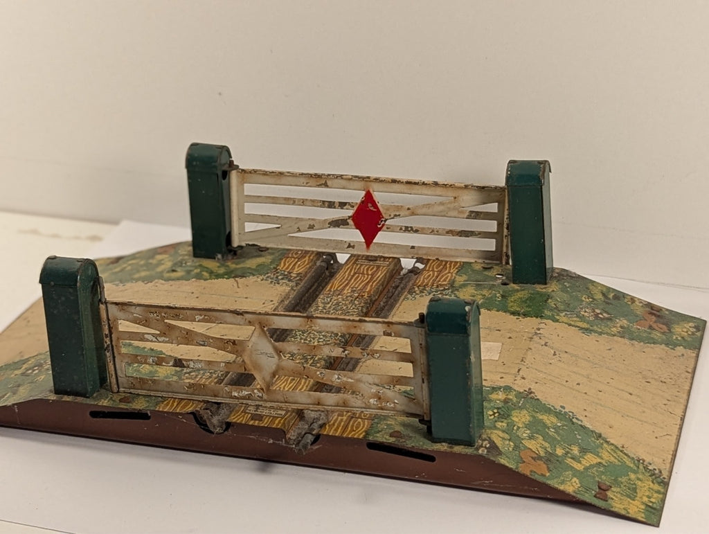 Hornby Meccano O Gauge Tinplate Level Crossing