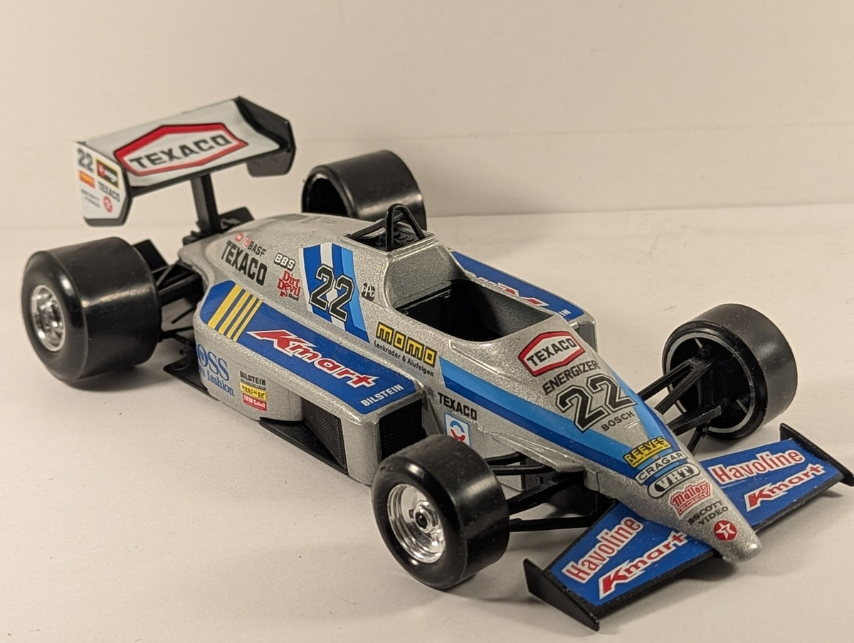 Bburago 1/24 Lola T93/00 Ford Indy Car Die-cast Model Car 22