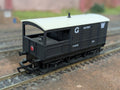 Hornby R714 GWR 20 Ton Brake Van Wagon 114925 Saltney in GW Dark Grey