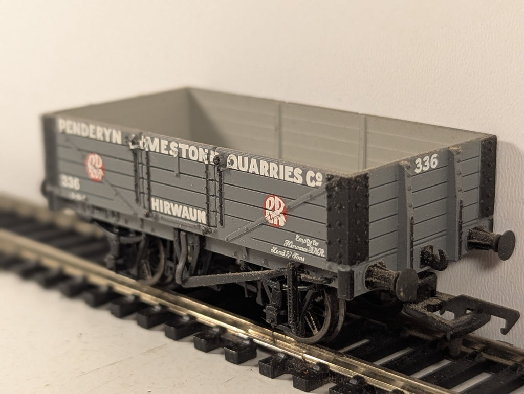 Bachmann 37-027B OO Gauge Penderyn Limestone Quarries Co 5-Plank Wagon