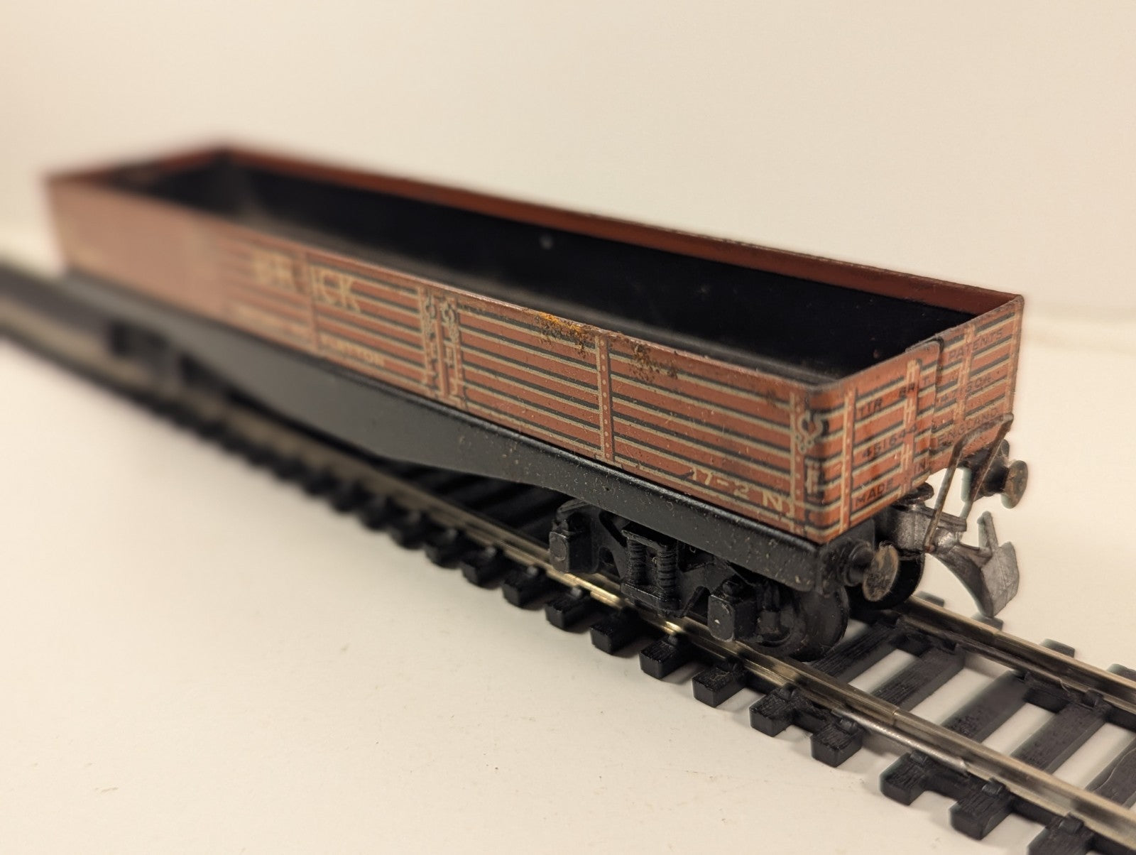 Trix Twin Railways (TTR) 675 Bogie Brick Wagon