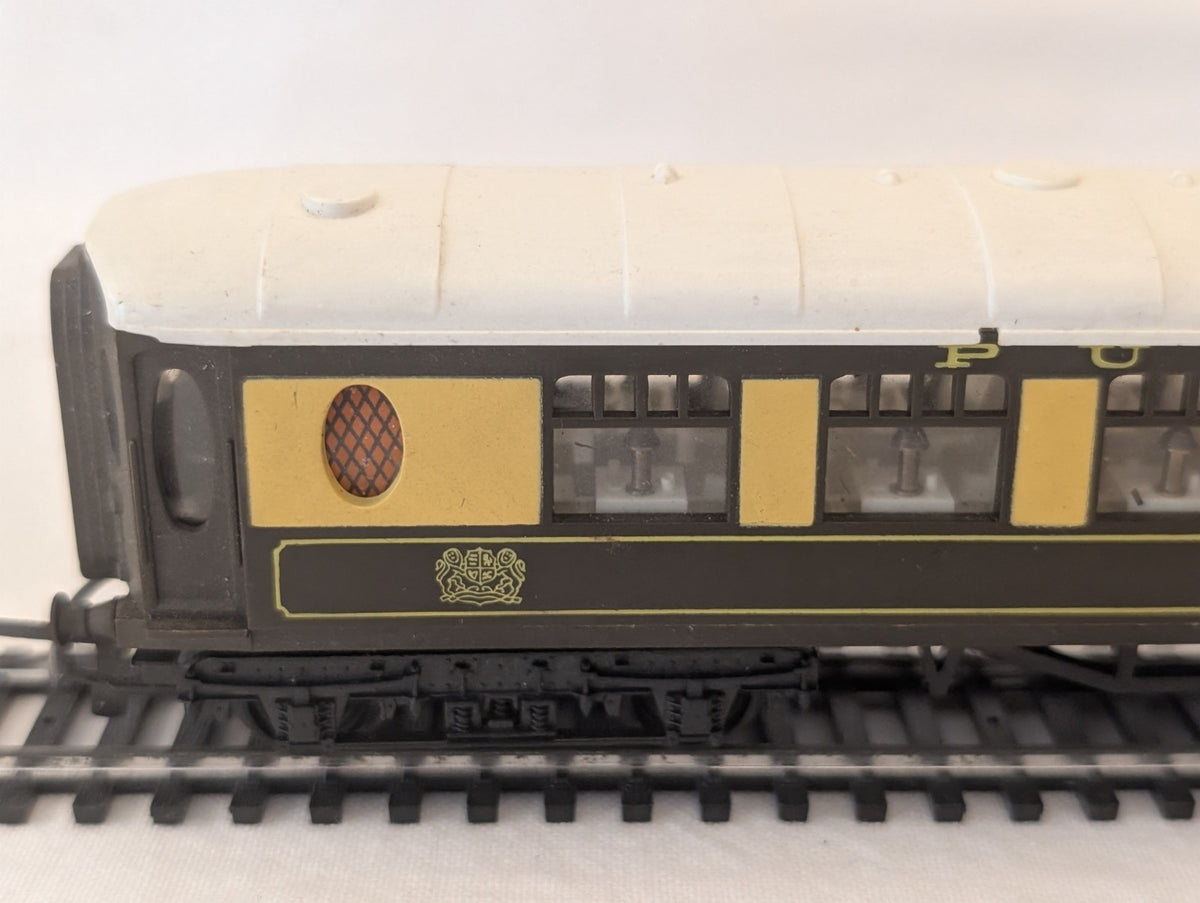 Tri-ang R228 OO Gauge Pullman Car “Mary”