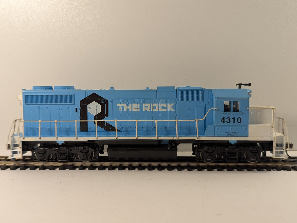 Athearn HO Gauge GP38-2 Powered Diesel Locomotive 4310 Rock Island Blue & White