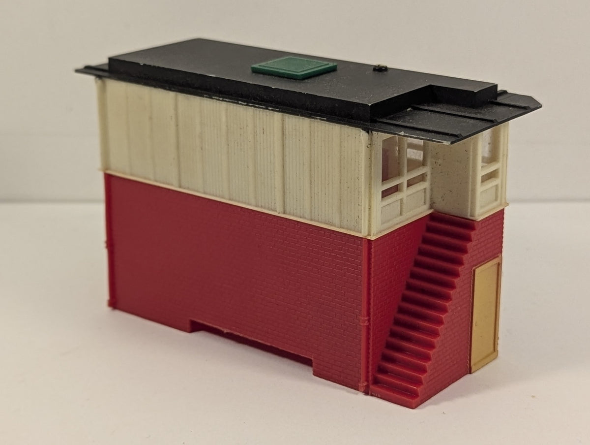 Tri-ang OO Gauge Modern Signal Box Red & Cream R145