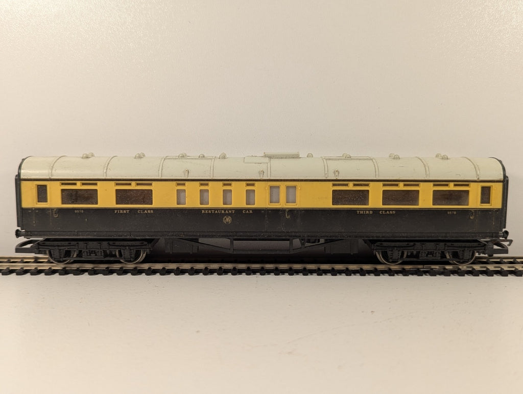 Hornby OO Gauge GWR Collett Restaurant Car