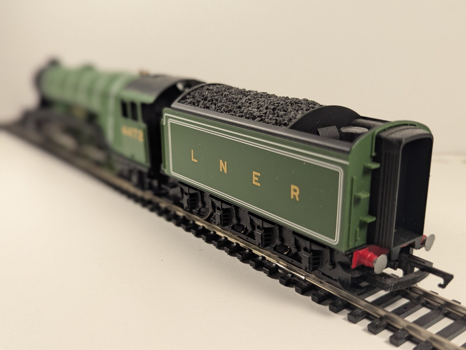 Hornby OO Gauge LNER Class A1 “Flying Scotsman” – LNER Green – DCC Ready