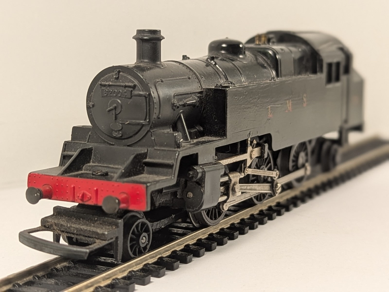 Tri-ang Hornby R59 OO Gauge LMS 2-6-2 Non-Runner