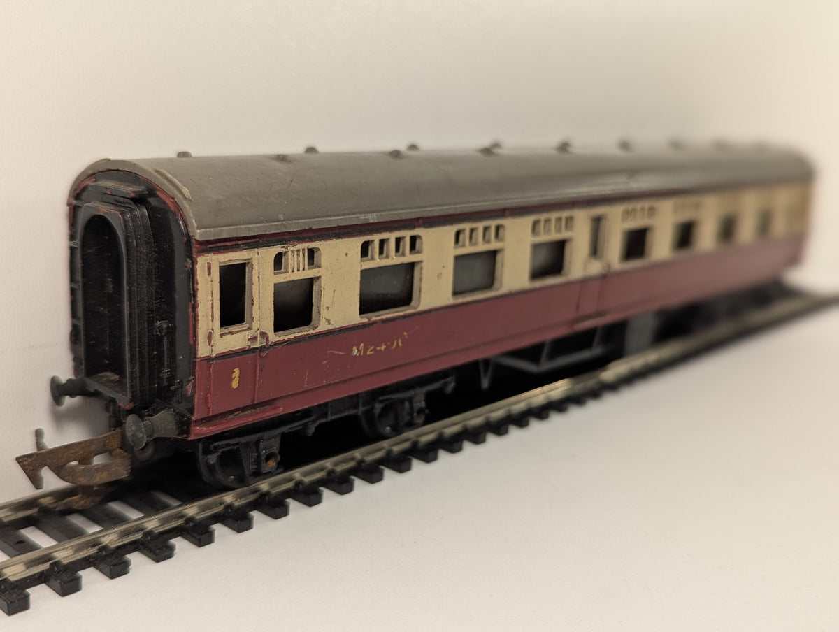 Tri-ang OO Gauge BR Crimson & Cream Main Line Composite Coach Passenger Coach