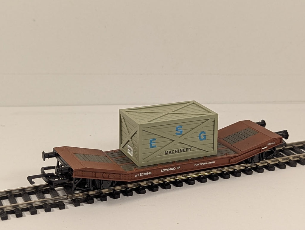 Hornby OO Gauge BR Lowmac EP with Crate Load 'ESG Machinery'