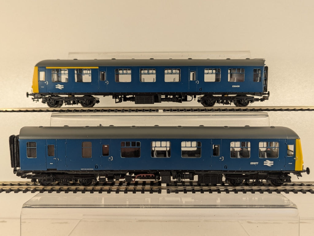 Bachmann Branchline 31-325DC BR Class 105 2-Car DMU DCC Ready OO Gauge - Boxed