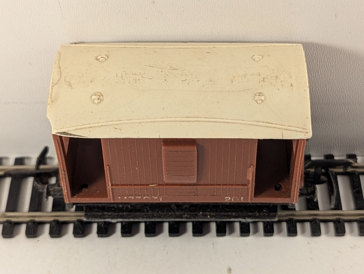 Tri-ang OO Gauge LMS 20 Ton Goods Brake Van M77031 Brown R16