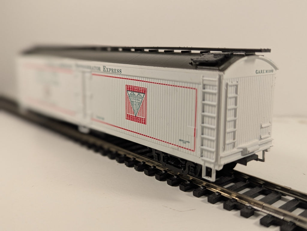 Athearn HO Gauge General America 50ft Express Reefer