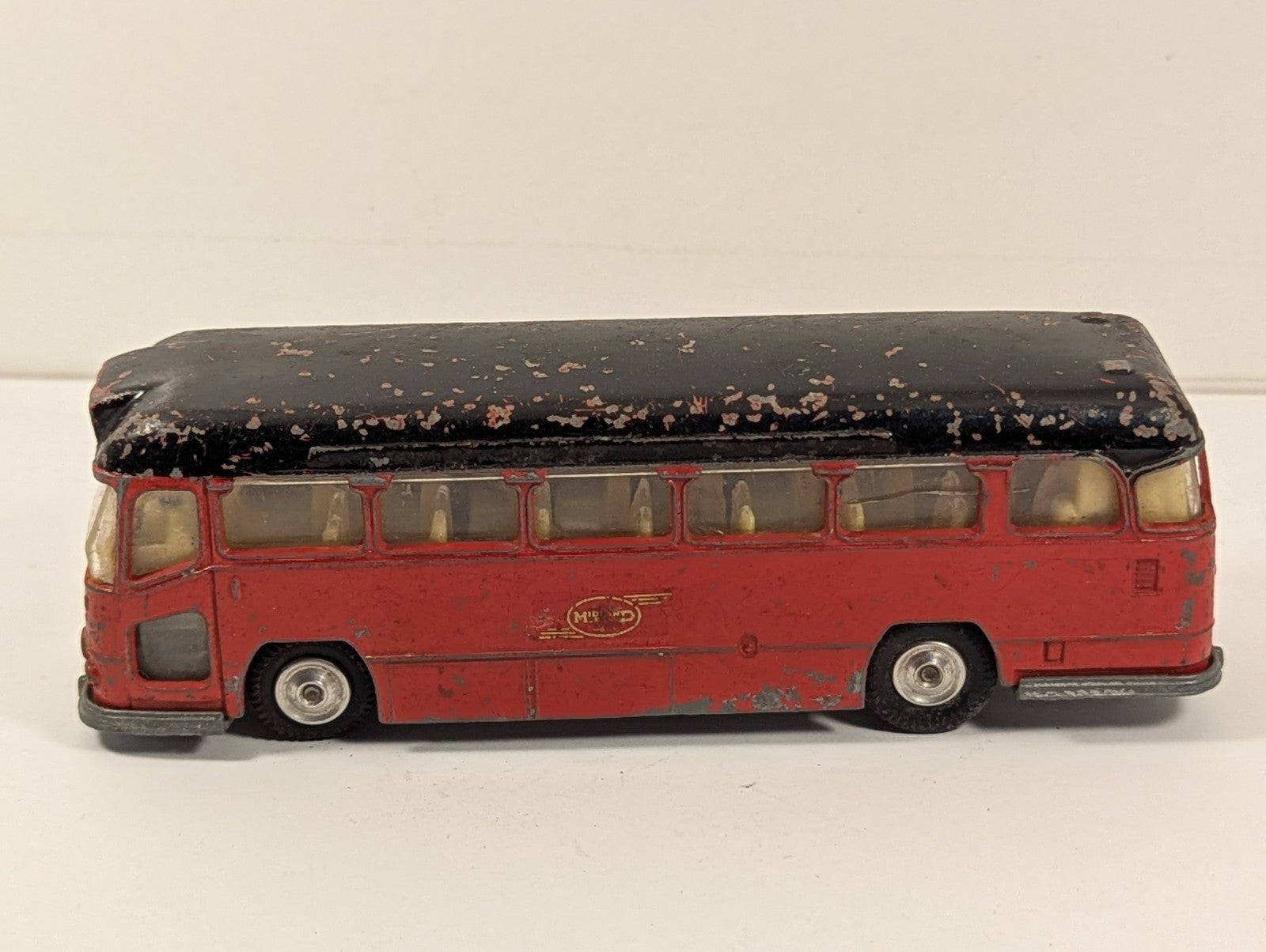 Corgi Major Midland Red Motorway Express Coach 1:43 Scale - Chipped Paint