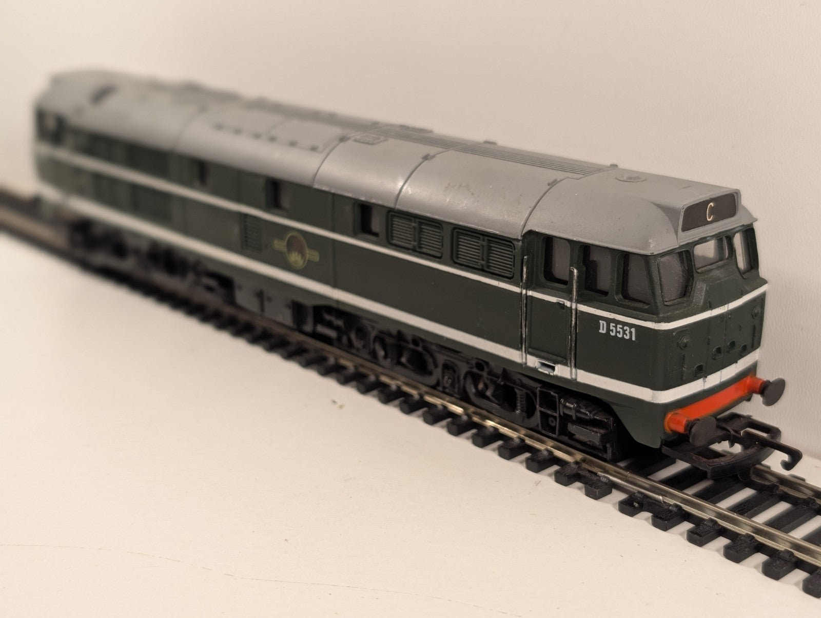 Airfix GMR Class 31 Diesel Locomotive D5531 in BR Green