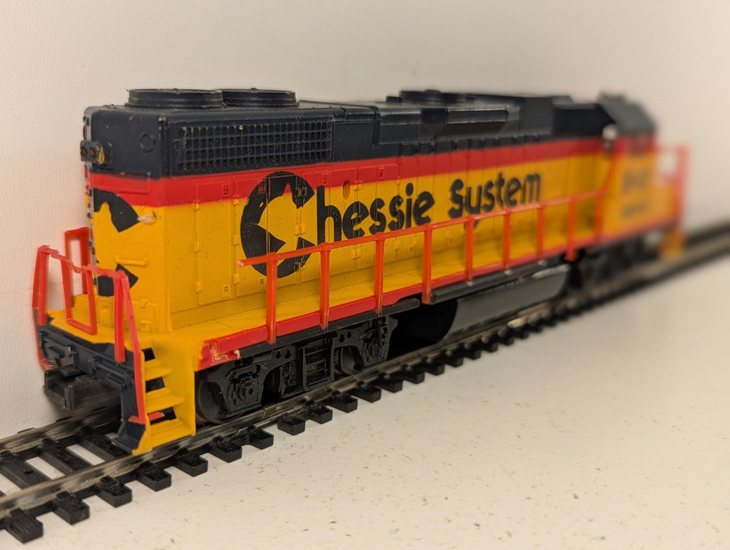 Life-Like HO Gauge GP38-2 Diesel Locomotive 4810 Chessie System (B&O)