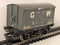 Hornby GWR 16 Ton "Damo" Van OO Gauge - Repainted