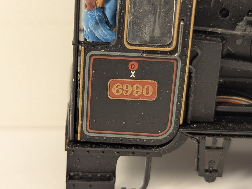 Hornby OO Gauge Modified Hall Class 'Witherslack Hall' Locomotive - Shell Only