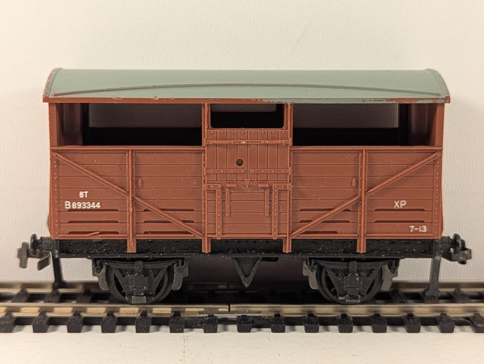 Hornby Dublo BR 8 Ton Cattle Wagon