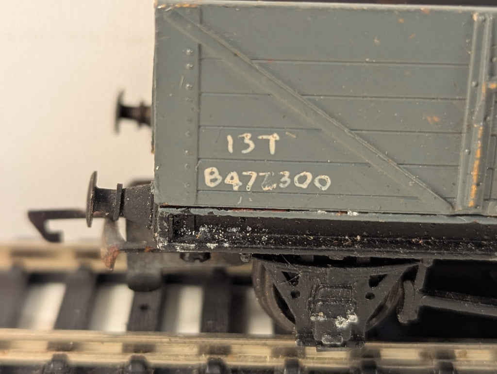 Hornby Dublo OO Gauge 5-Plank Open Wagon B477300 Grey (Repainted)