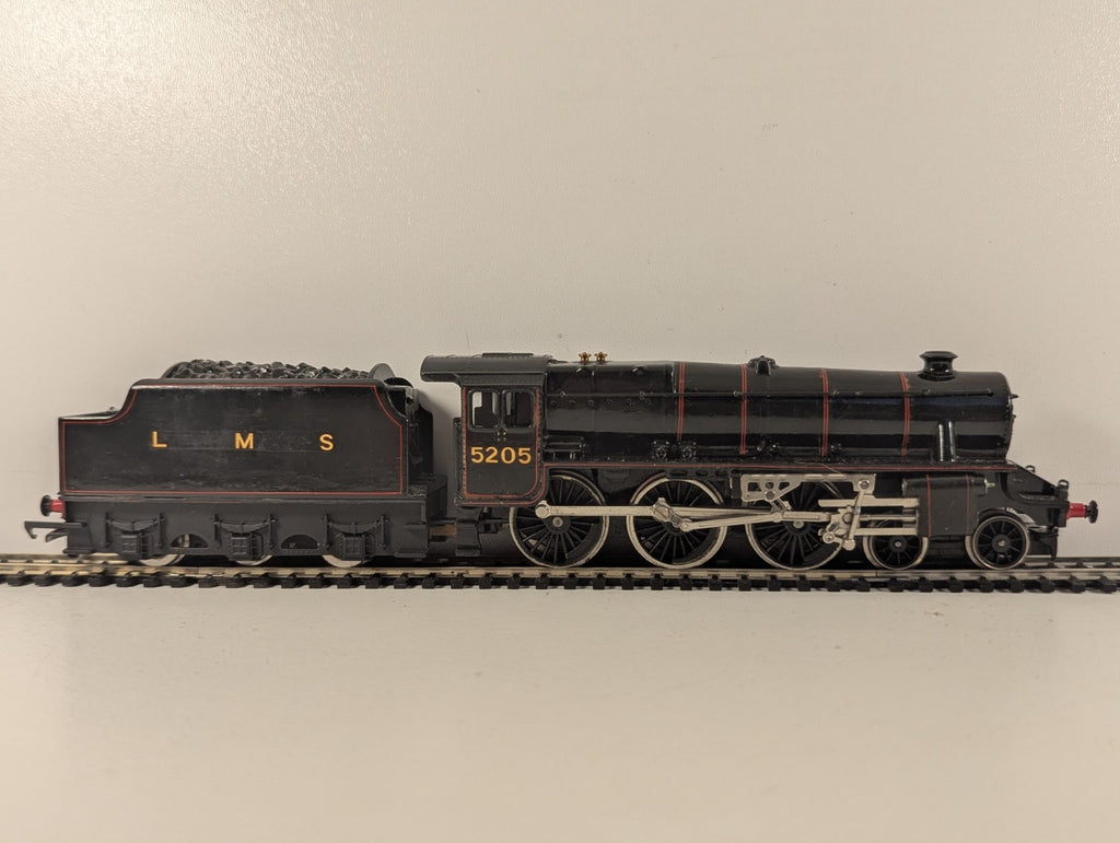Hornby OO Gauge LMS Class 5 'Black Five' Steam Locomotive 5025 LMS Black