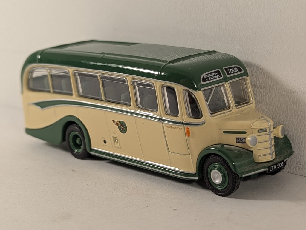 Exclusive First Editions 1:76 Bedford OB Coach Passenger Coach 1430