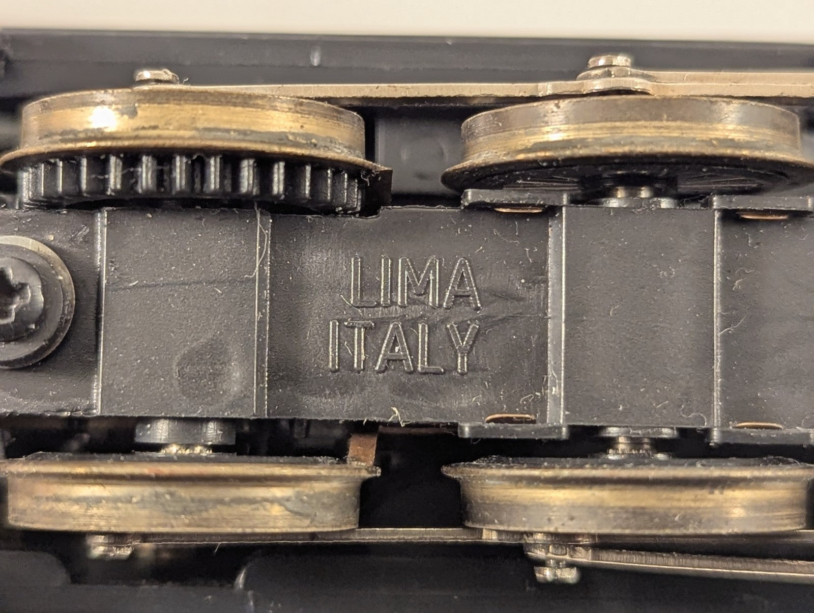 Lima GWR Class 45xx 2-6-2T “Small Prairie” GWR Unlined Green