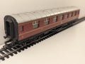 Hornby R433 OO LMS Stanier Composite Coach 3934