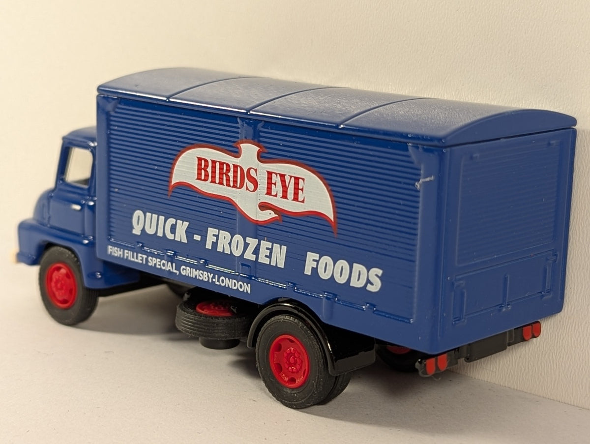 Vanguards 1:64 Ford Thames Trader Van – Birds Eye Livery