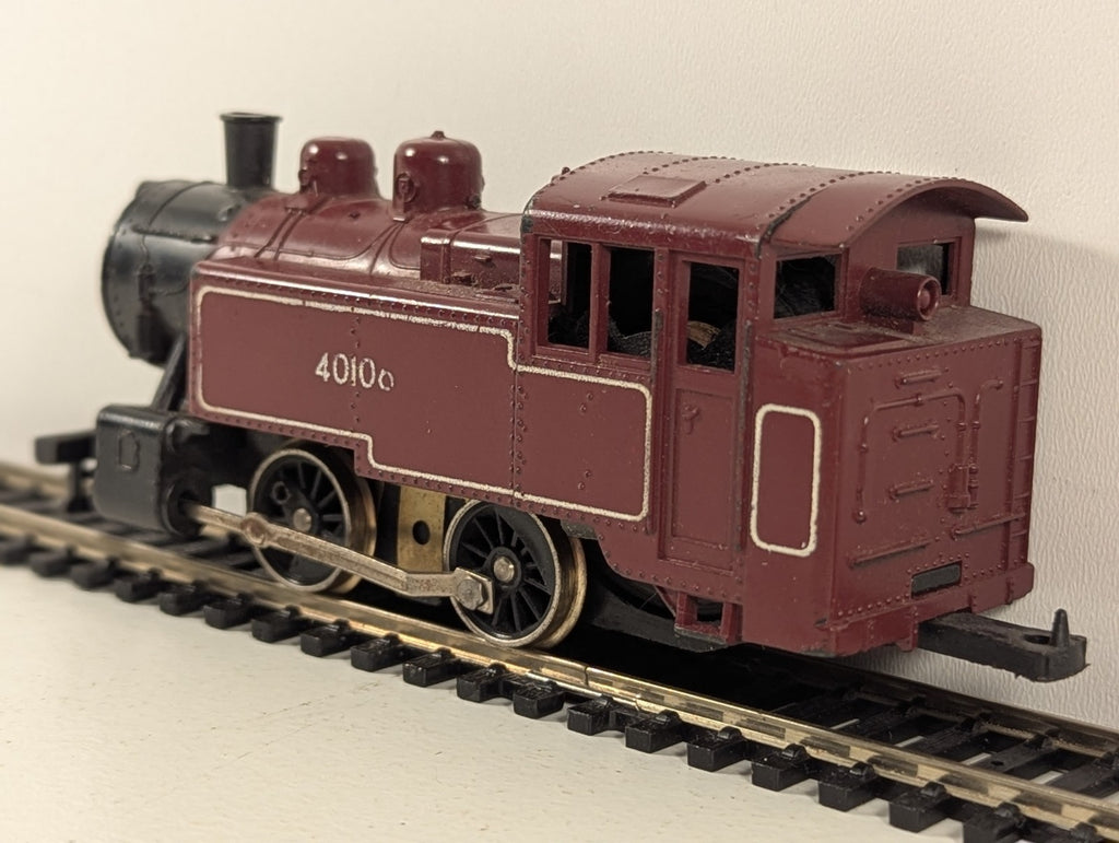 Lima Industrial Tank Locomotive No.40106 Red