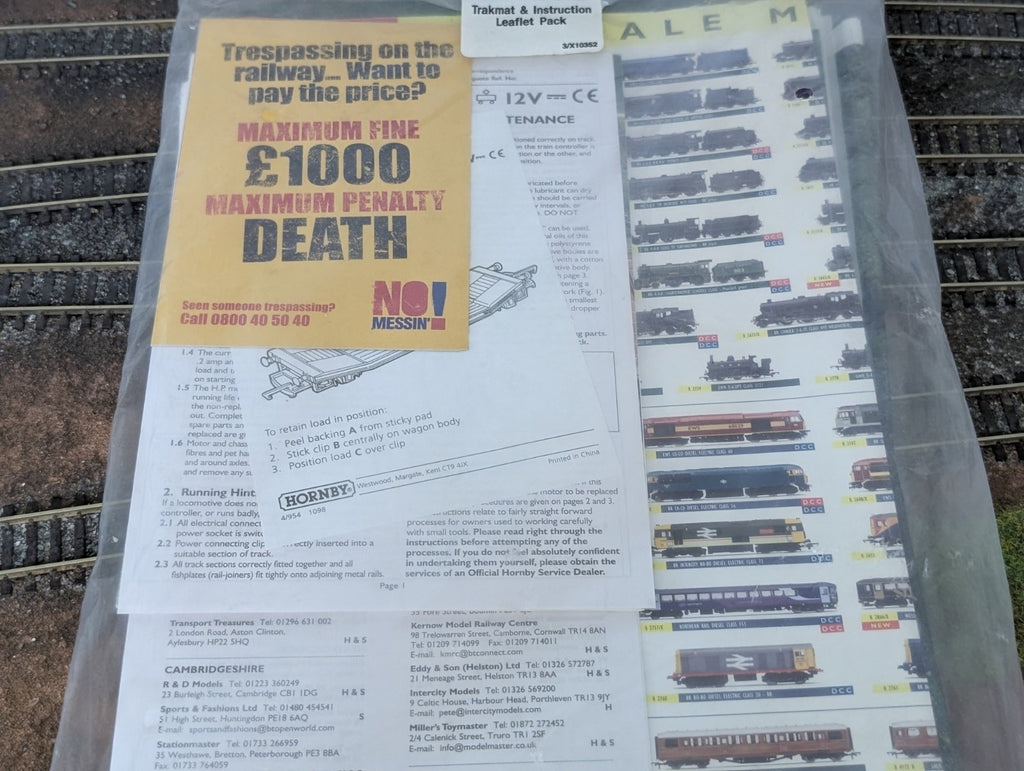 Trakmat X10352 & Instruction Leaflet Pack
