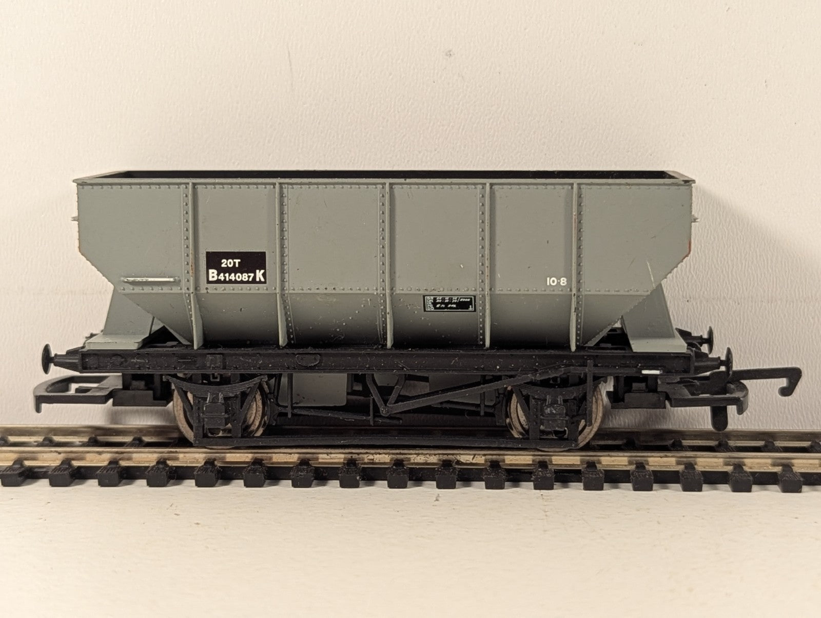 Bachmann OO Gauge 20 Ton Steel Hopper Wagon Goods Wagon B414087