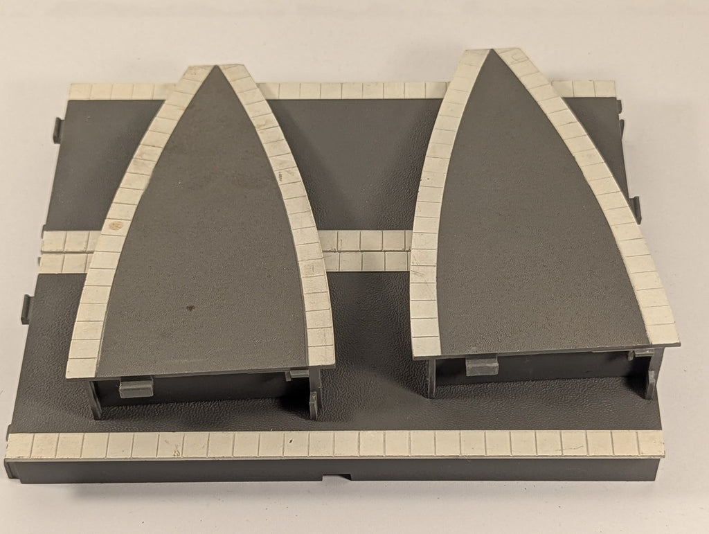 Hornby OO Gauge Station Platform and Ramps Set R460 / R464