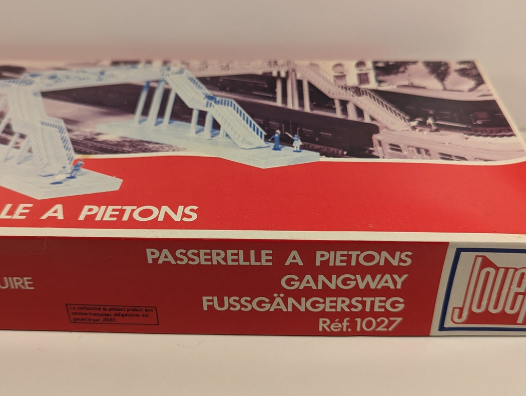 Jouef HO Gauge Pedestrian Crossing – Model Kit