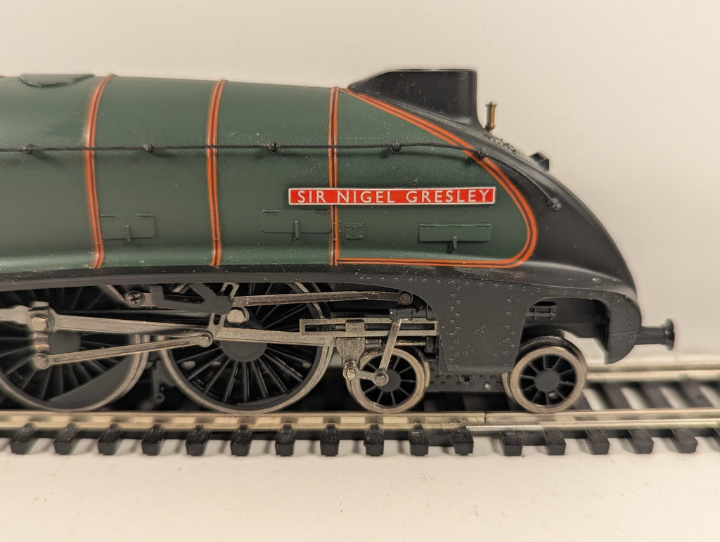 Bachmann 31-954A OO Gauge A4 Class 60007 “Sir Nigel Gresley” – BR Lined Green