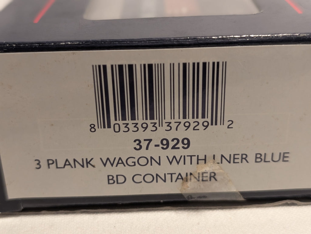 Bachmann Branchline 37-929 3-Plank Wagon – LNER Blue with BD Container
