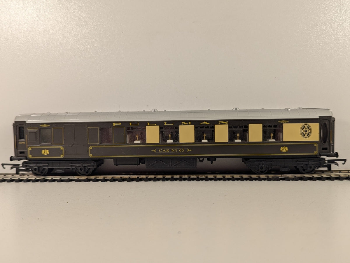 Hornby OO Gauge Pullman Brake Third Car No. 65 Coaches Pullman umber