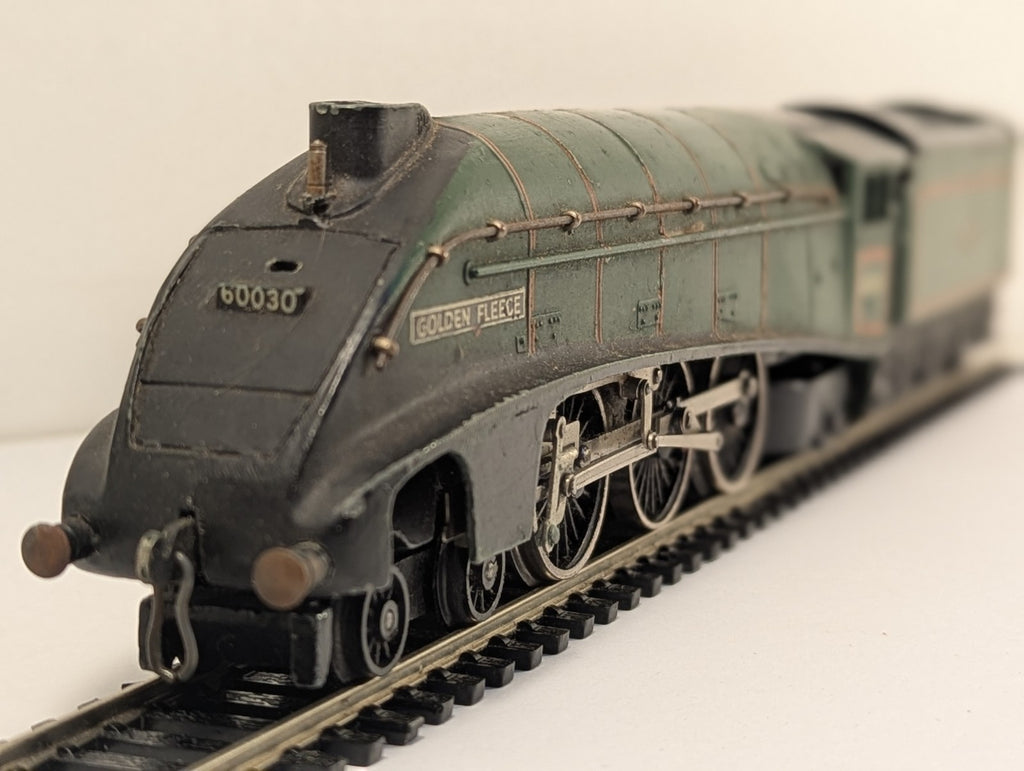 Hornby Dublo OO Gauge Class A4 60030 Golden Fleece BR Green Steam