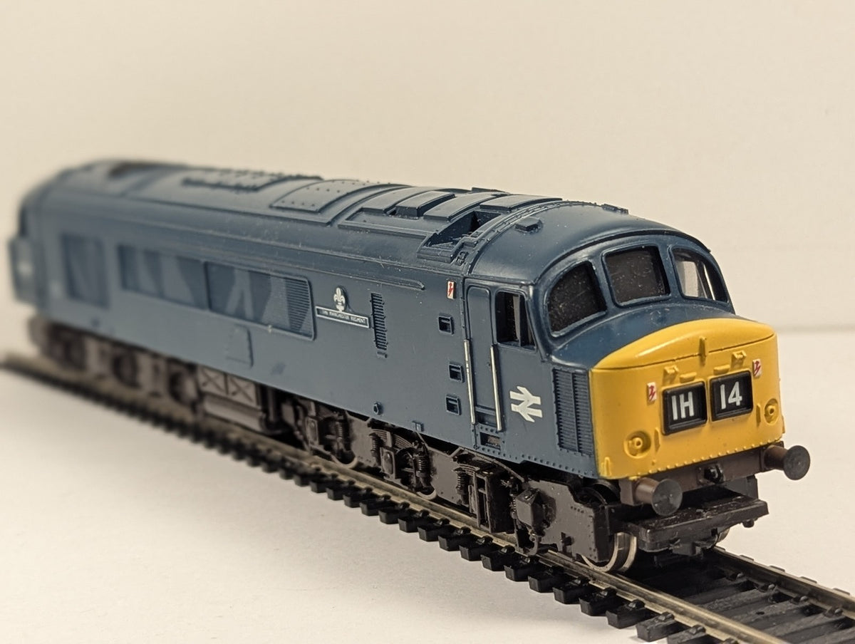 Mainline OO Gauge Class 45 'The Manchester Regiment' Diesel Locomotive 45039